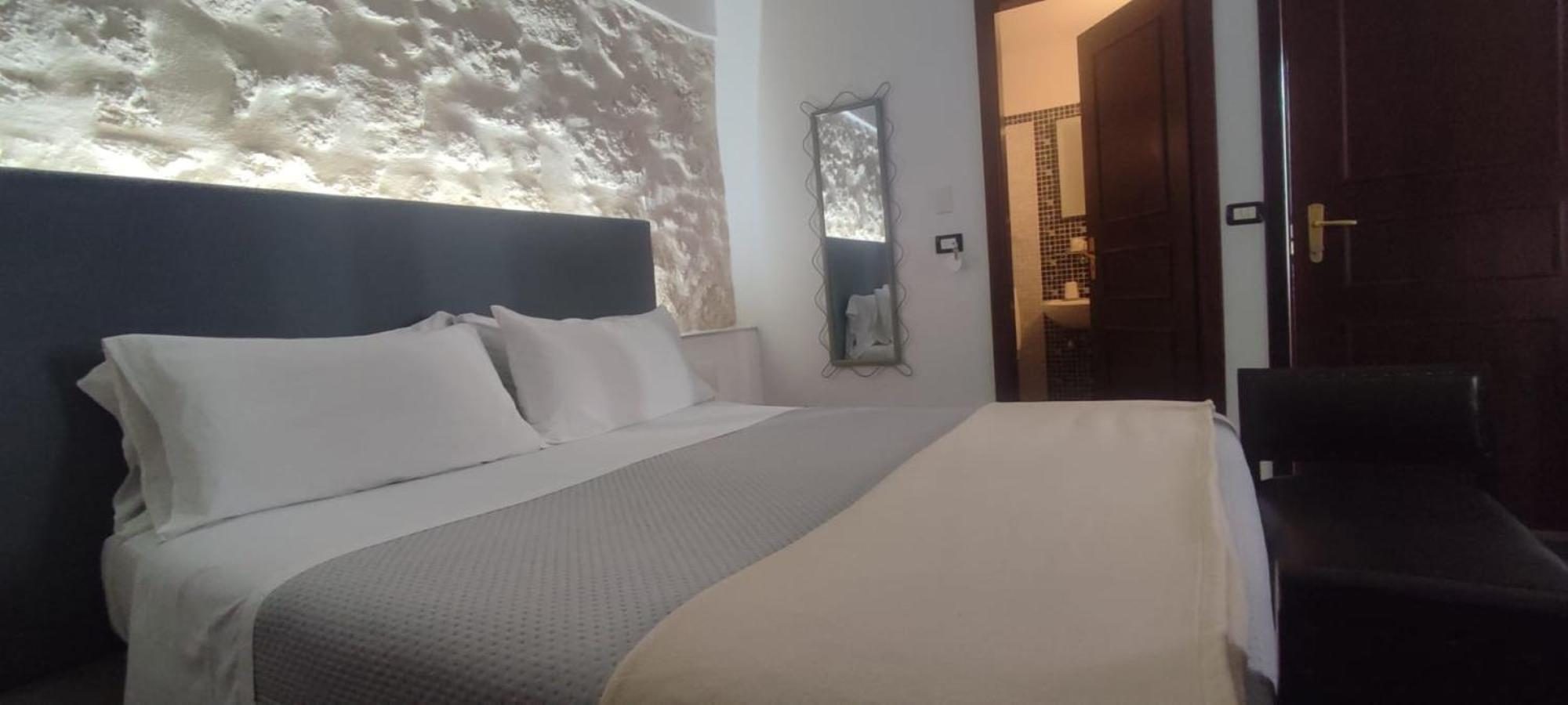 Lakkios Charming And Bed & Breakfast Syracuse